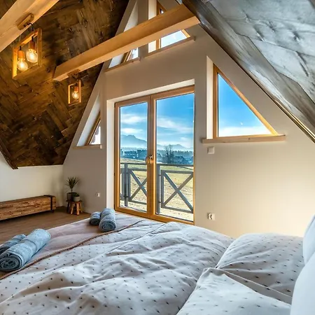 W Ubocy Z Widokiem Na Giewont 