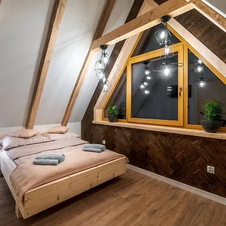 W Ubocy Z Widokiem Na Giewont 