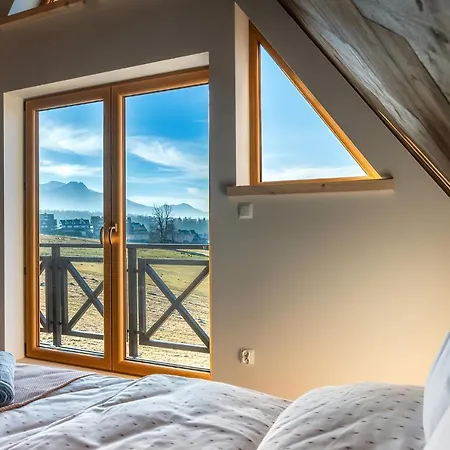 W Ubocy Z Widokiem Na Giewont 