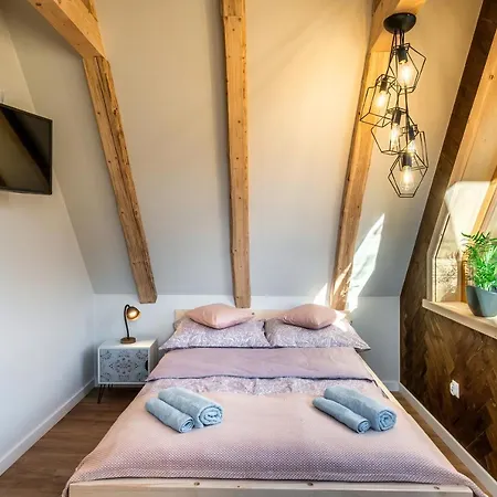 W Ubocy Z Widokiem Na Giewont 