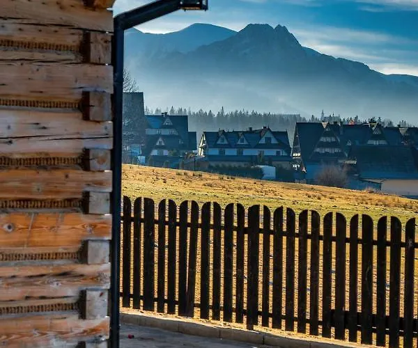 W Ubocy Z Widokiem Na Giewont 